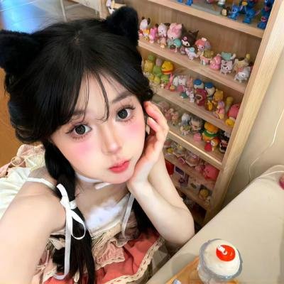 菲比梦游仙境